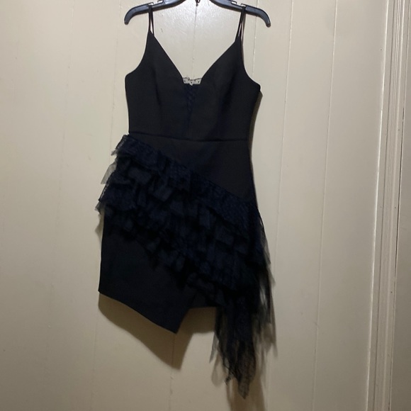 Dresses & Skirts - BCBG Maxazria black knee high black lace dress size 6